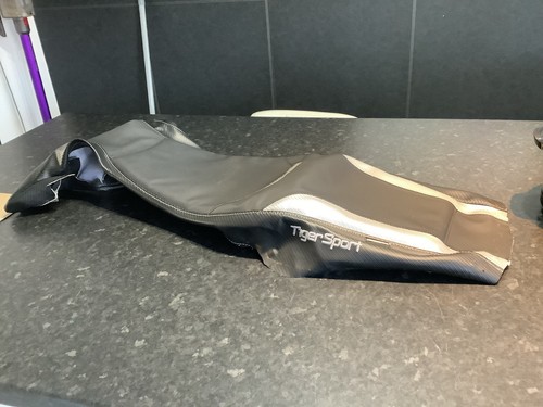 Triumph tiger sports 1050 - triumph,